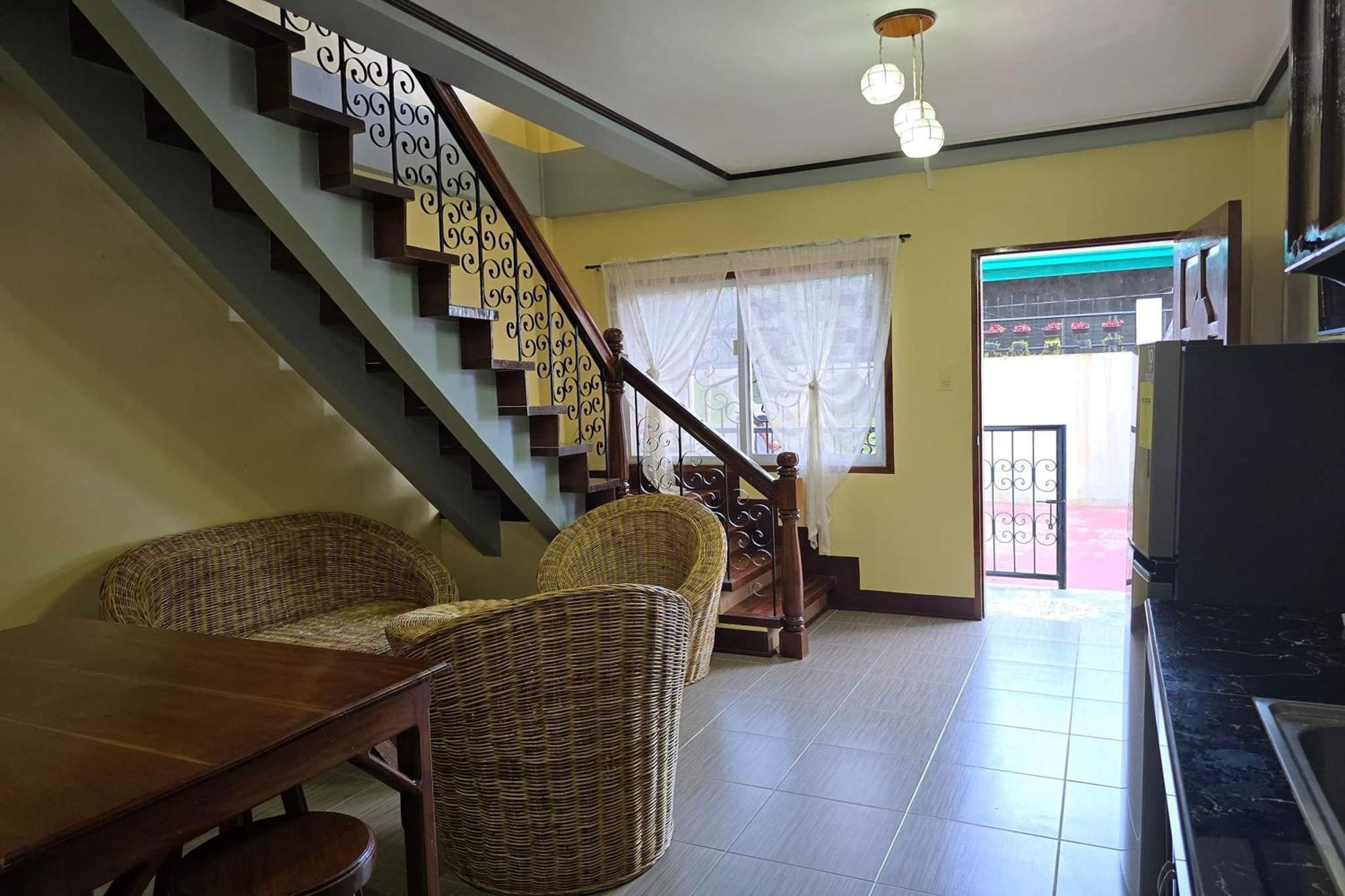 Nober Pension House City Center Puerto Princesa Luaran gambar