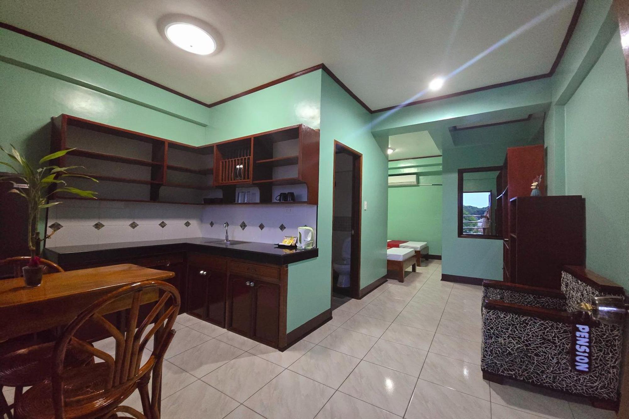 Nober Pension House City Center Puerto Princesa Luaran gambar