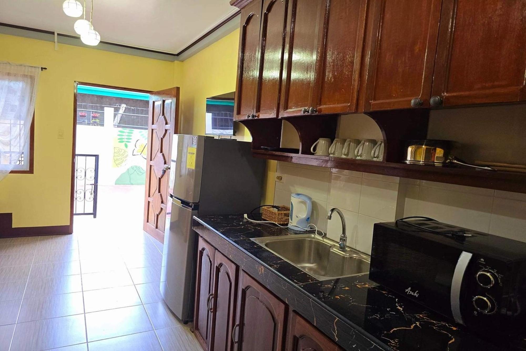 Nober Pension House City Center Puerto Princesa Luaran gambar