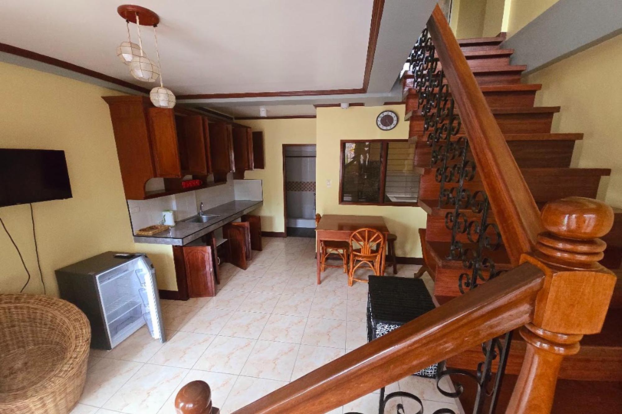 Nober Pension House City Center Puerto Princesa Luaran gambar